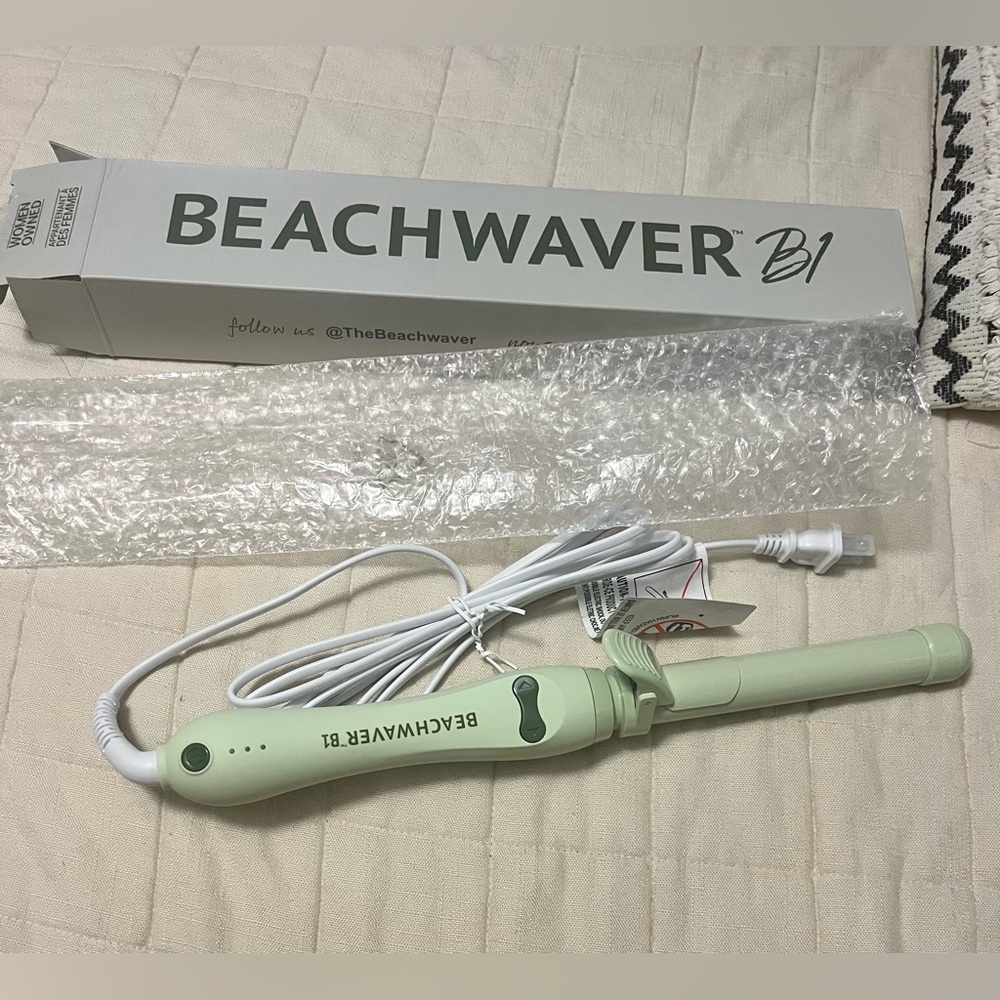 Brand new BeachWaver B1